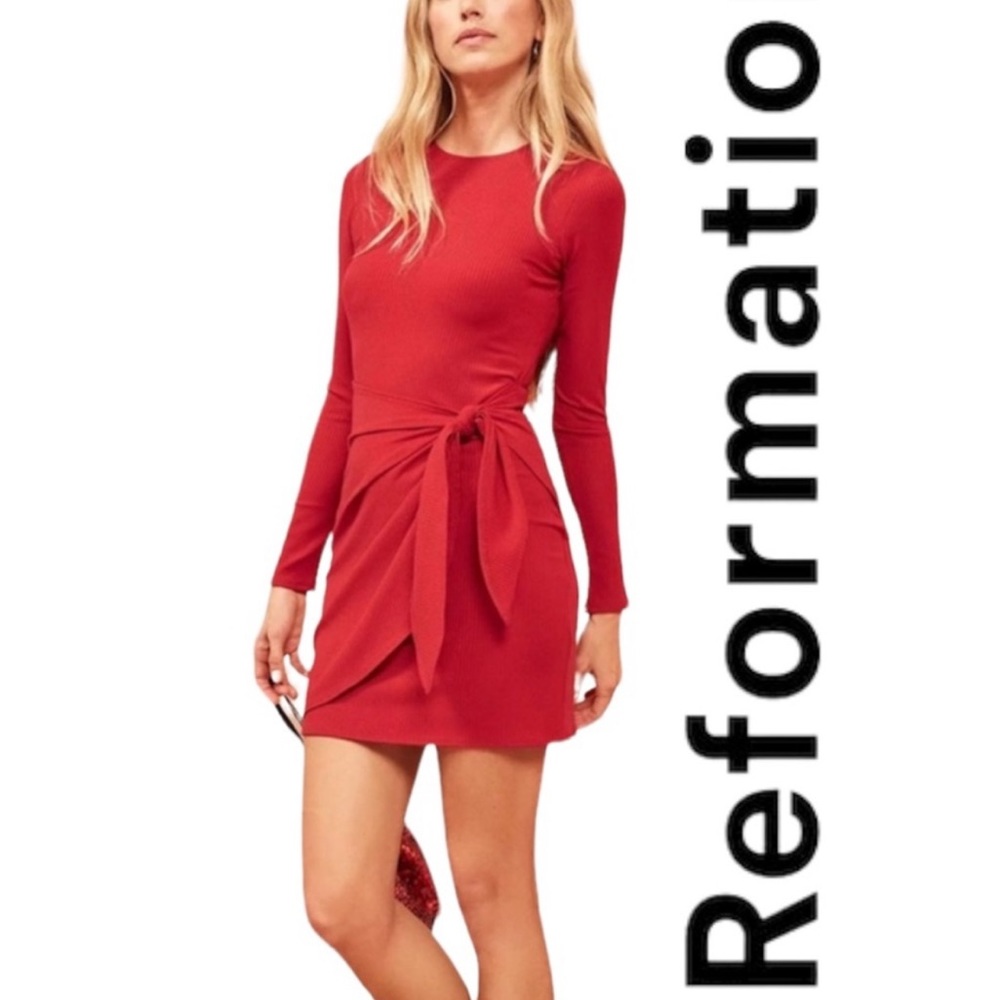 Reformation Calli Side Tie Ribbed Mini dress In
Cherry Size
